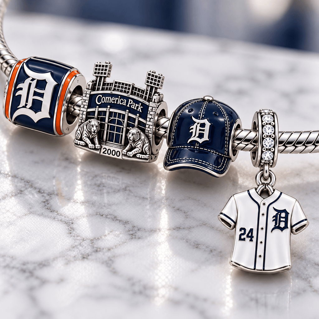DTTG Silver Charm Bracelet Set PTT